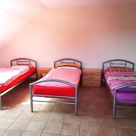 2 Obergeschoss Mit Balkon * קאסל